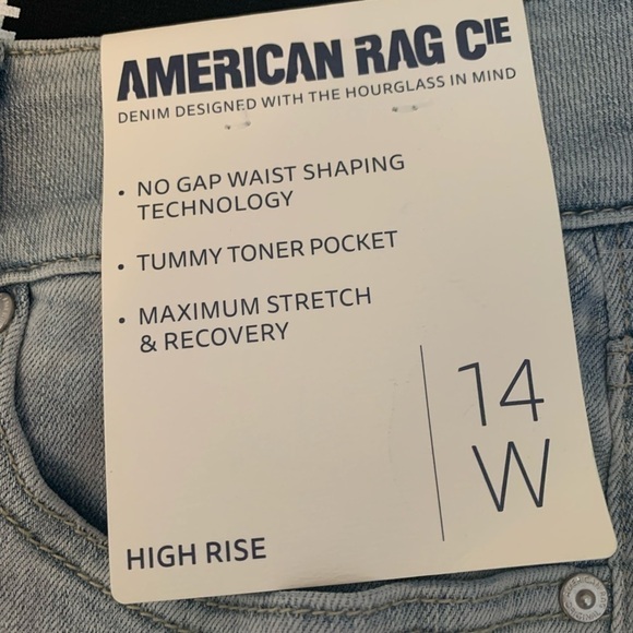 AMERICAN RAG High Rise Distressed Tummy Toner Light Wash Denim Shorts 14W NEW - Picture 6 of 8